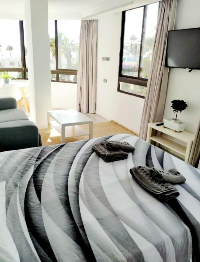 Nueva Europa Studio Ocean View Apartment Playa Del Aguila  Exterior photo